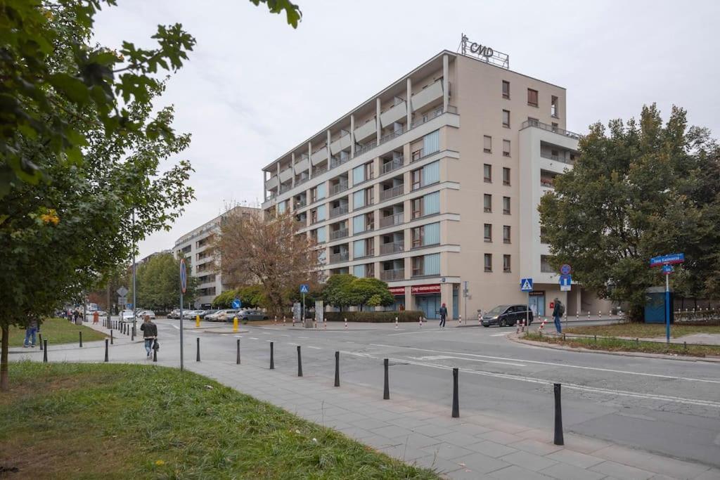 2-bedroom Modern Wola By Ecru Wwa32 Apartment