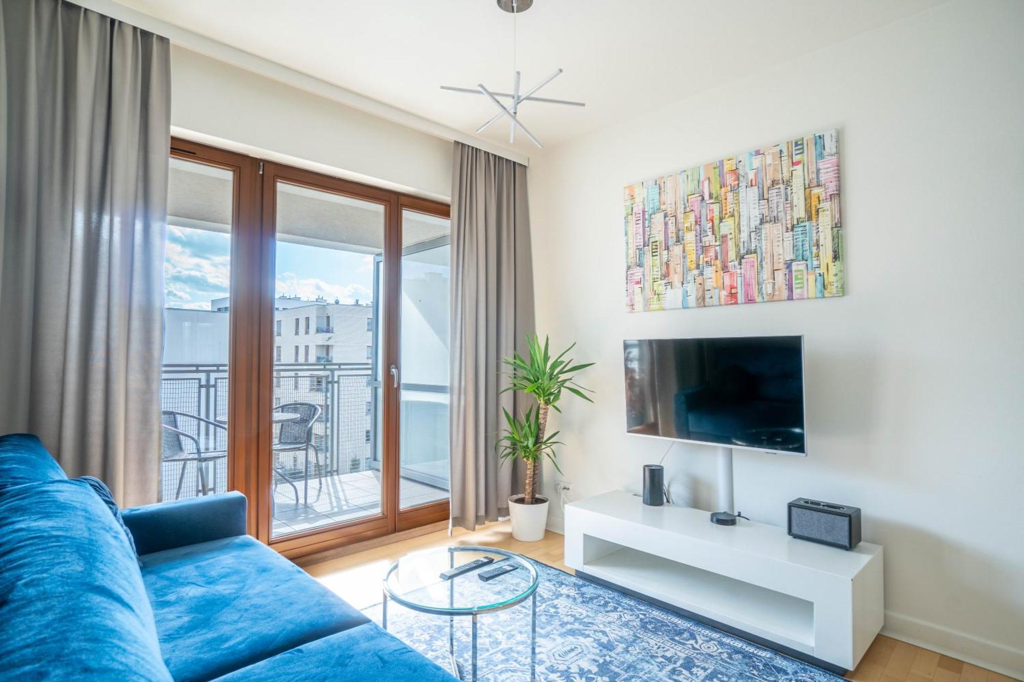 2-bedroom Modern Wola By Ecru Wwa32 Leilighet Warszawa